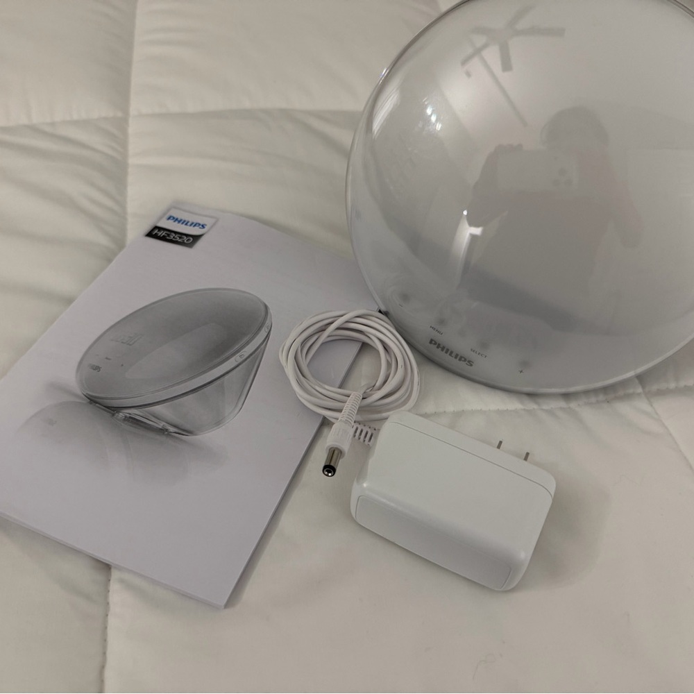 Philips HF3520 sunlight alarm clock